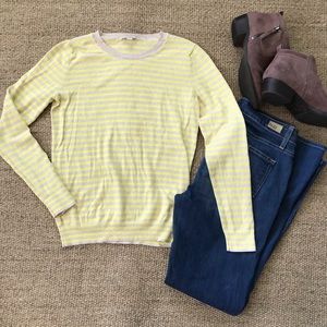 Gap Pullover Crewneck Sweater Yellow and Tan